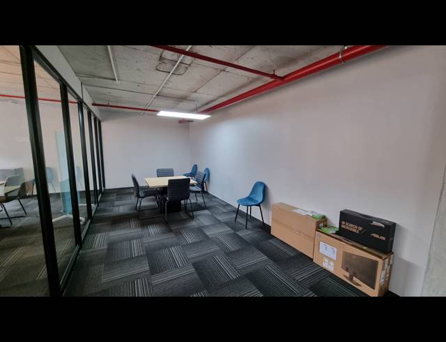 433M² OFFICE FOR SALE IN WOODSTOCK